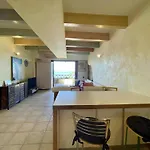 Punta Est - Trilo Sughero Pool & Sea View Appartement